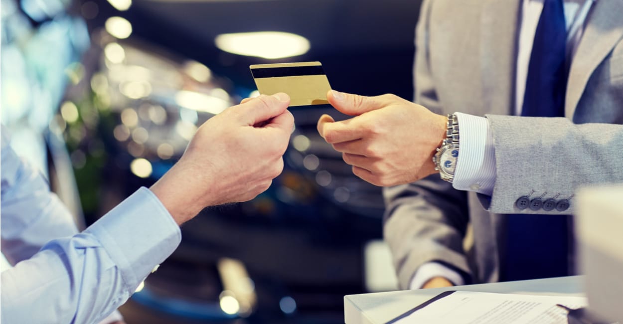 can i use a secured credit card for car rental