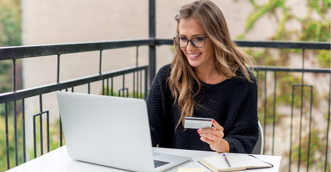 5 Best Starter Credit Cards by Experts (May 2024)
