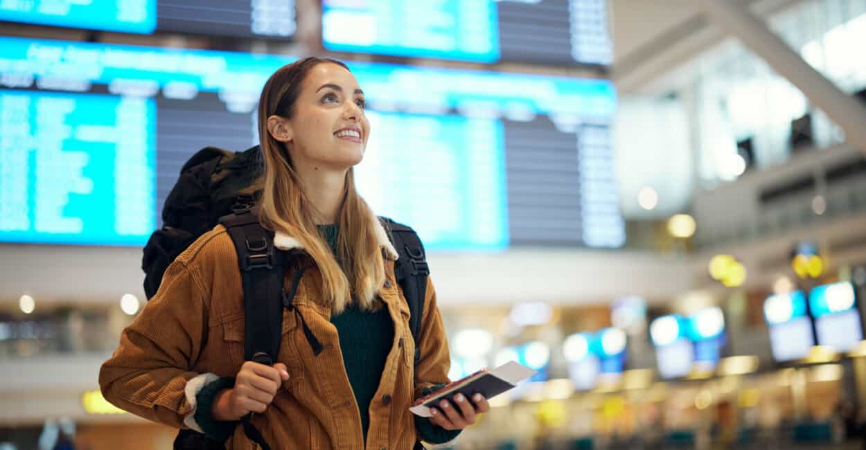 9 Best Travel Credit Cards For Beginners (Oct. 2024)